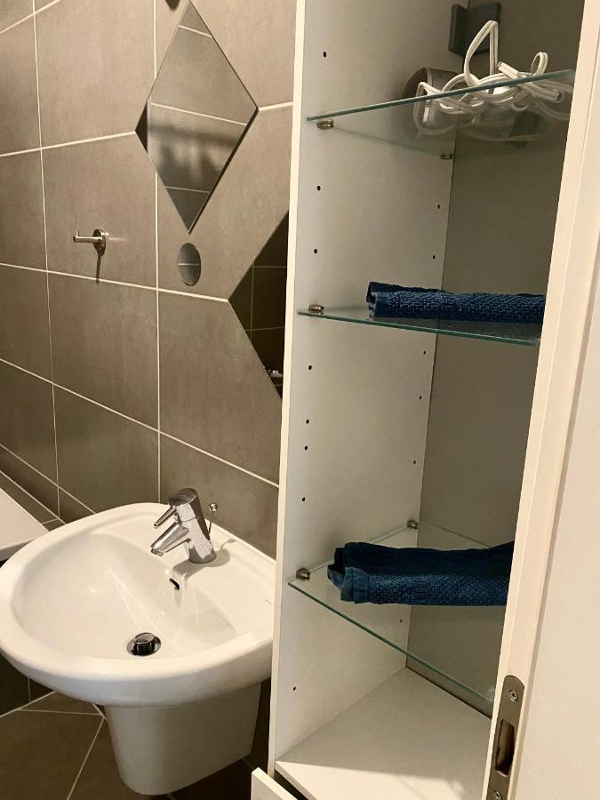 Budapest Heart By Gozsdu Apartment Экстерьер фото